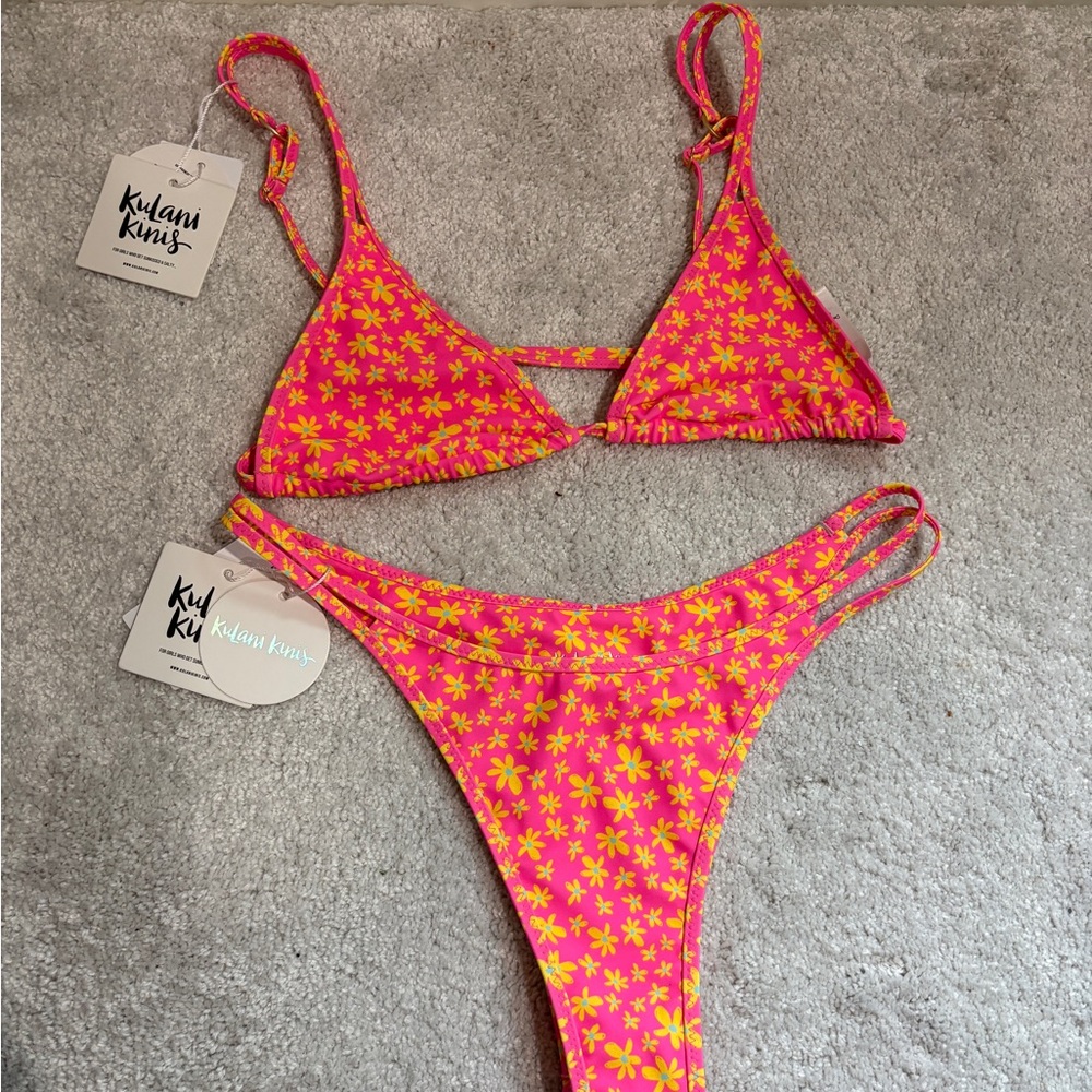 NWT Kulani Kinis Bikini Set - Berry Blush - Large